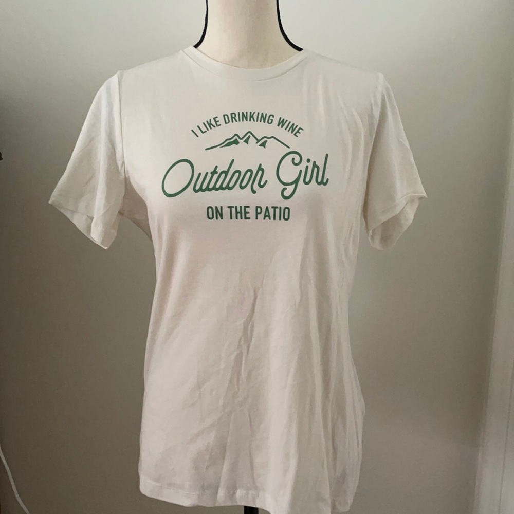 Ladies wine lovers tee shirt vintage style